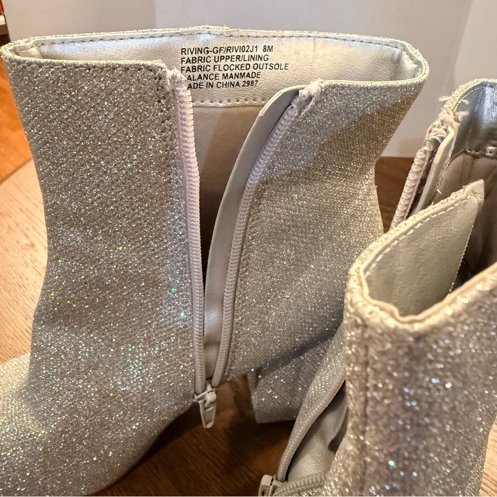 Madden Girl silver Sparkling Silver Ankle Booties. Size 8 - Picture 5 of 6